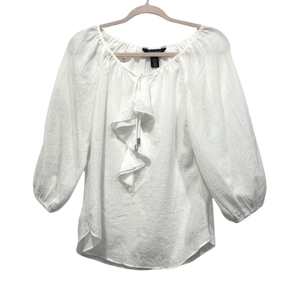 White House Black Market white ruffle front silver accents tide blouse size XS